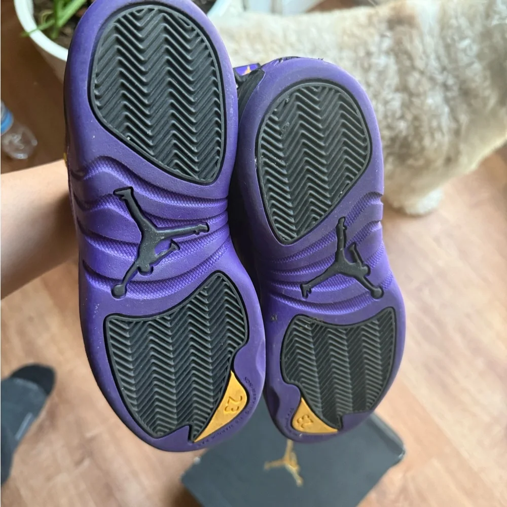 Nike youth high